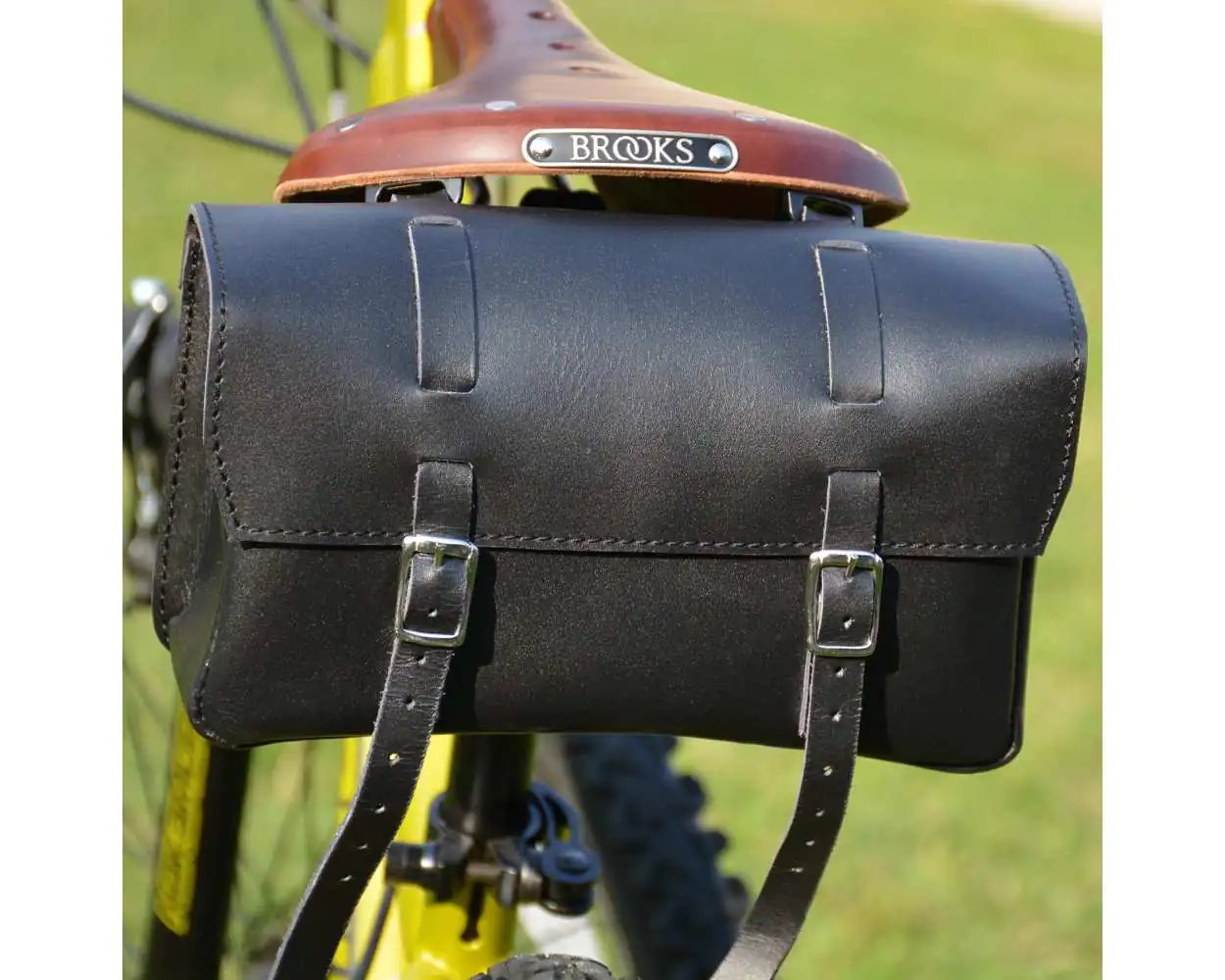 Leather saddle bag bike clearance